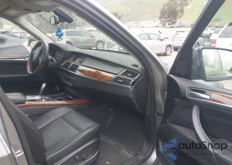 2012 BMW X5 xDrive35D z USA, uszkodzony, nr VIN 5UXZW0C53CL672424